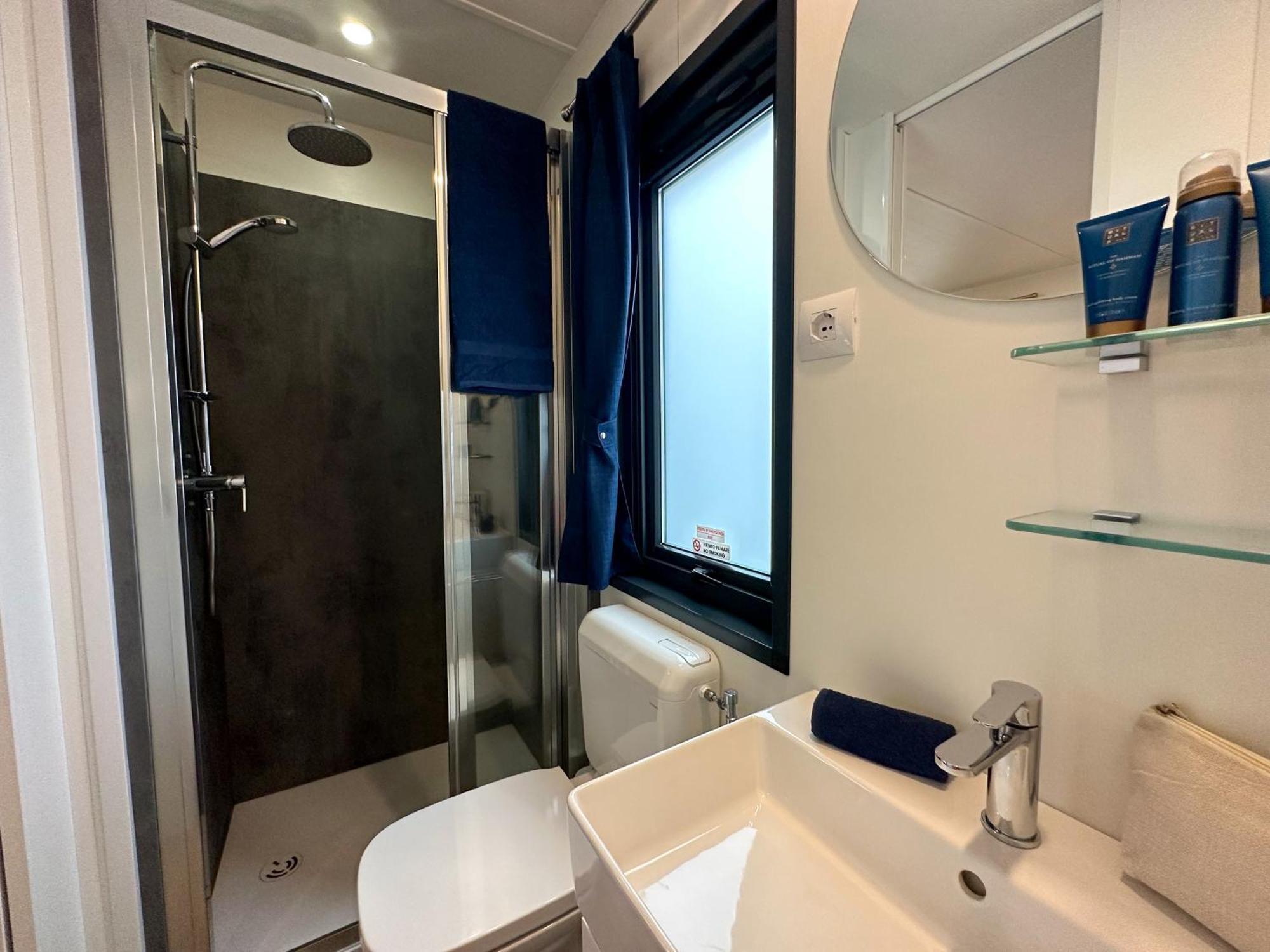 Estivo Premium Deluxe Mobile Homes On Camping Malibu Beach